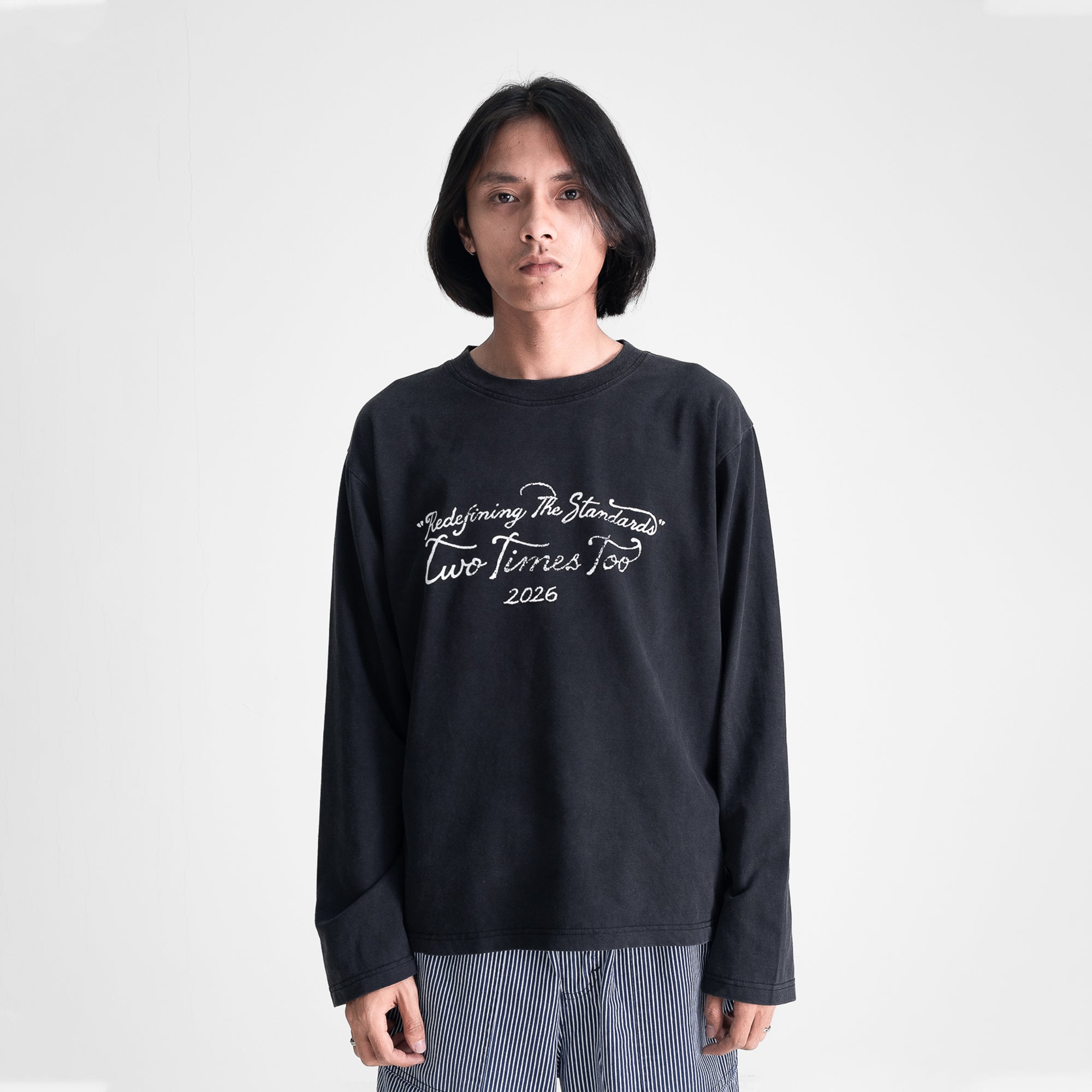 Cursive Tee Longsleeve