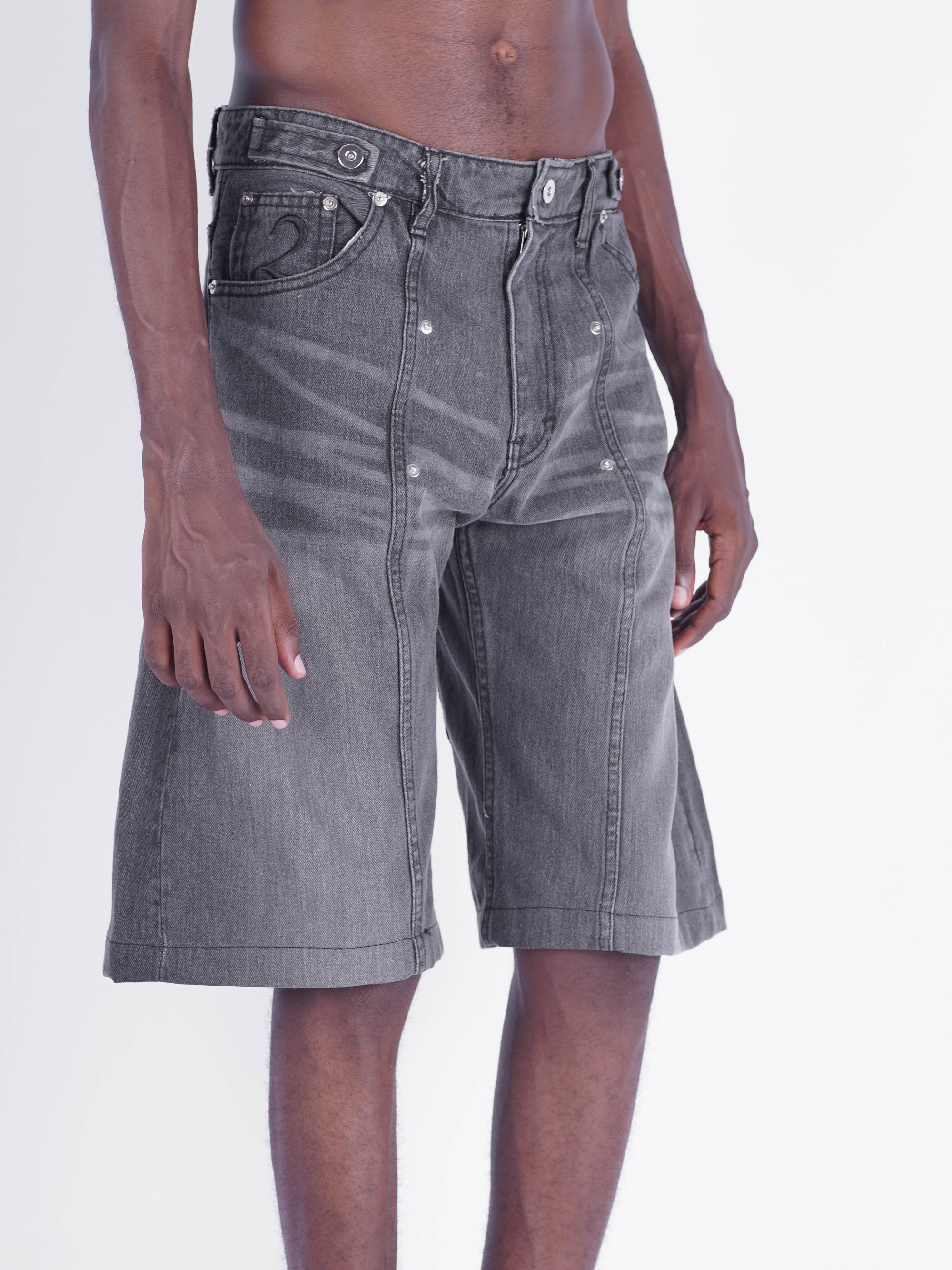 Pleated Jorts - Aged Black