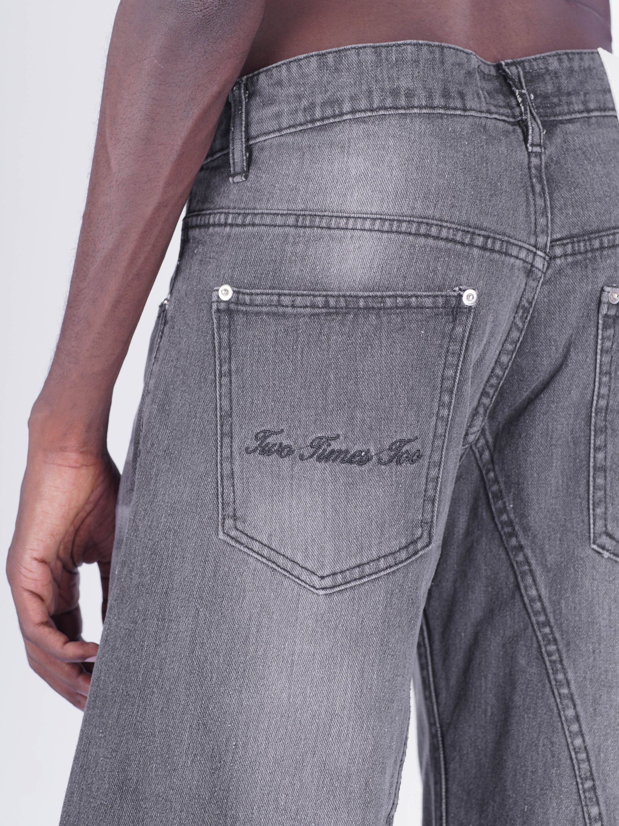 Pleated Jorts - Aged Black