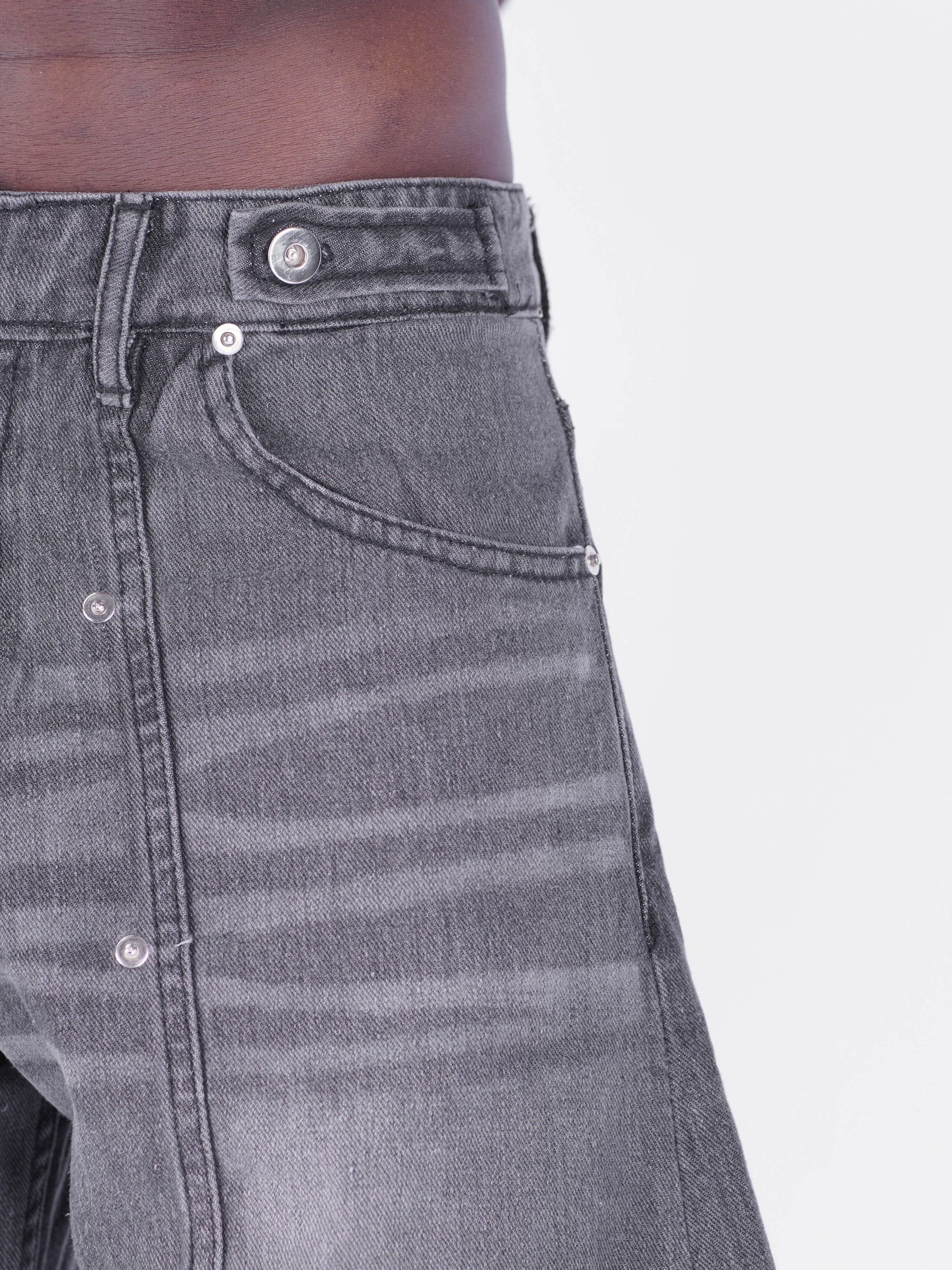 Pleated Jorts - Aged Black