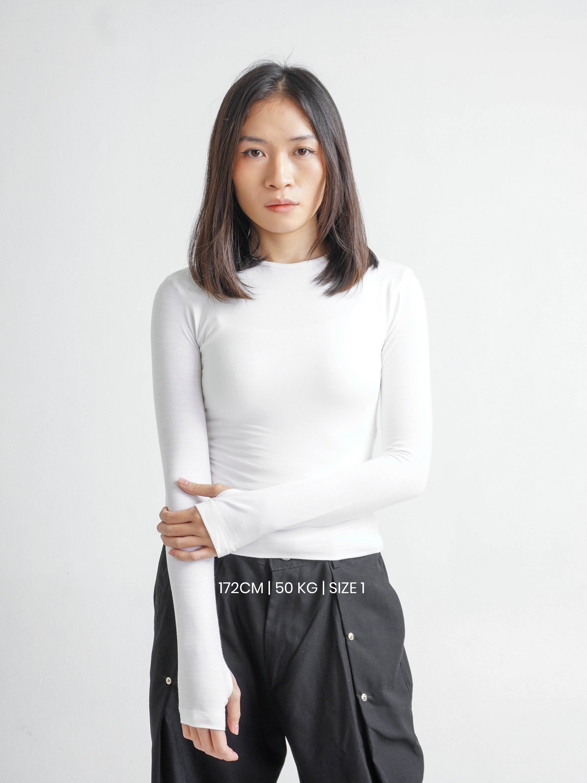 Double Layered Tencel Fitted Top Longlseeve - White