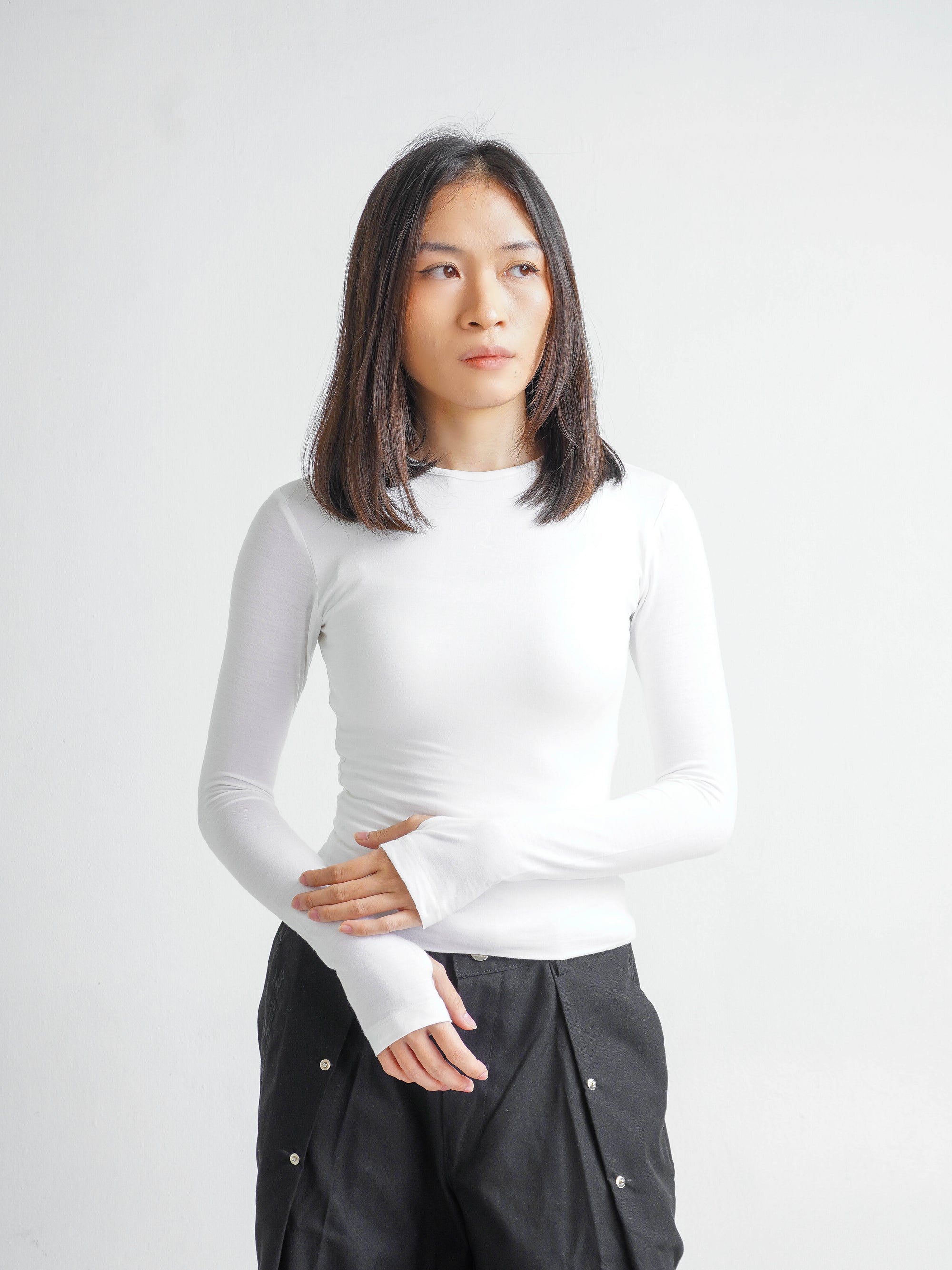 Double Layered Tencel Fitted Top Longlseeve - White
