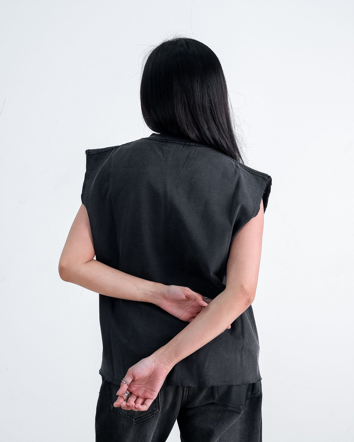 Geometric Longsleeve Tee - Black