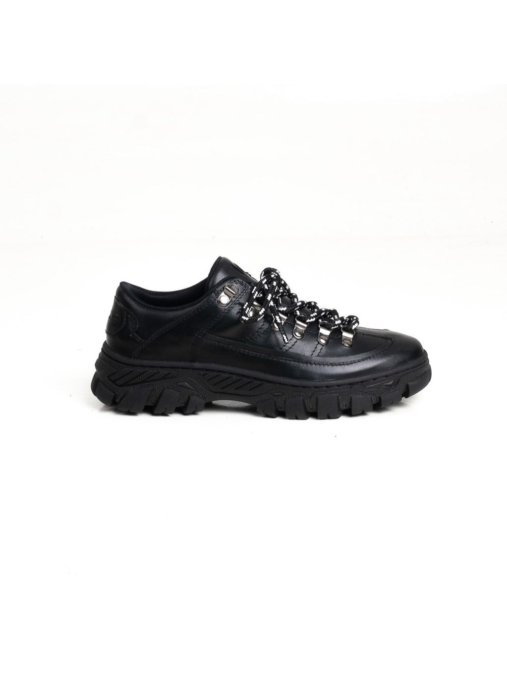 Terra Wave Leather - Black