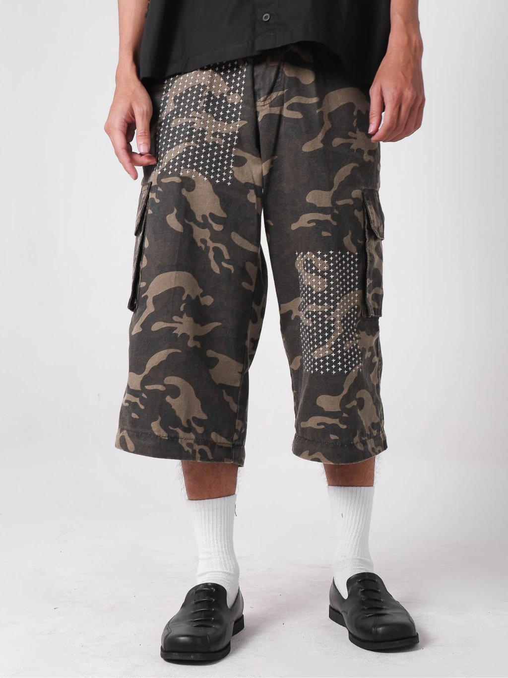 Capri Camo Cargo Pants