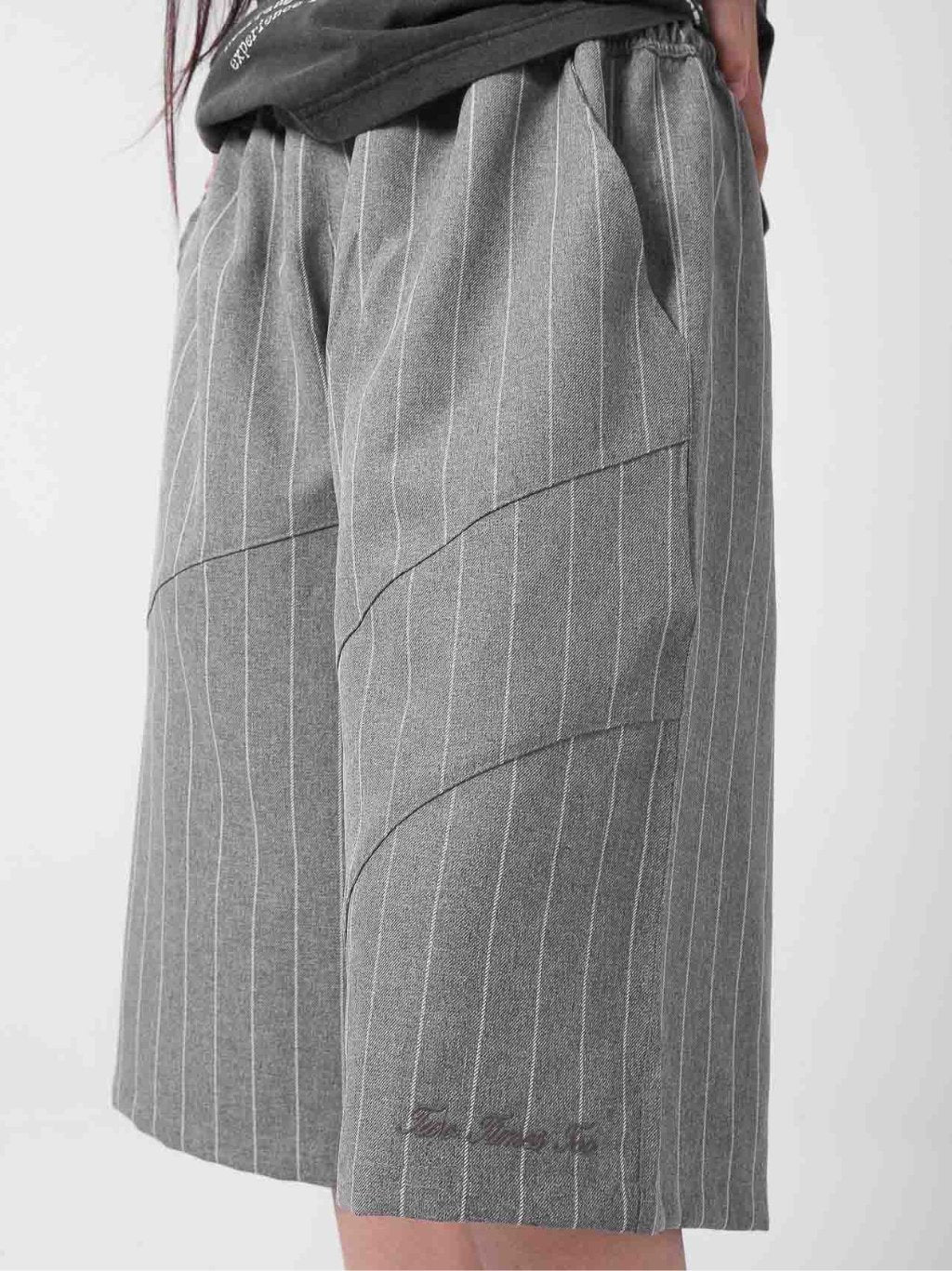 Flow Short Stripe - Grey