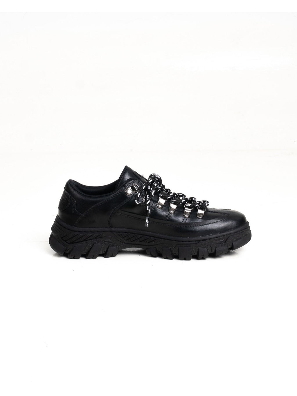 Terra Wave Leather - Black