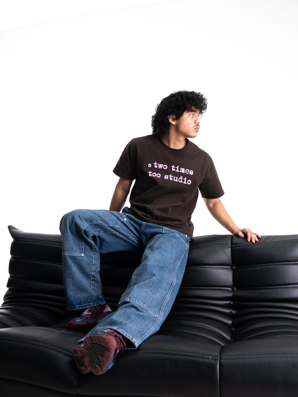 Logo Tee - Chocolate/Pink