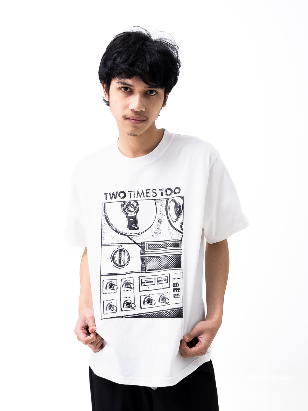 Radio Tee - Broken White