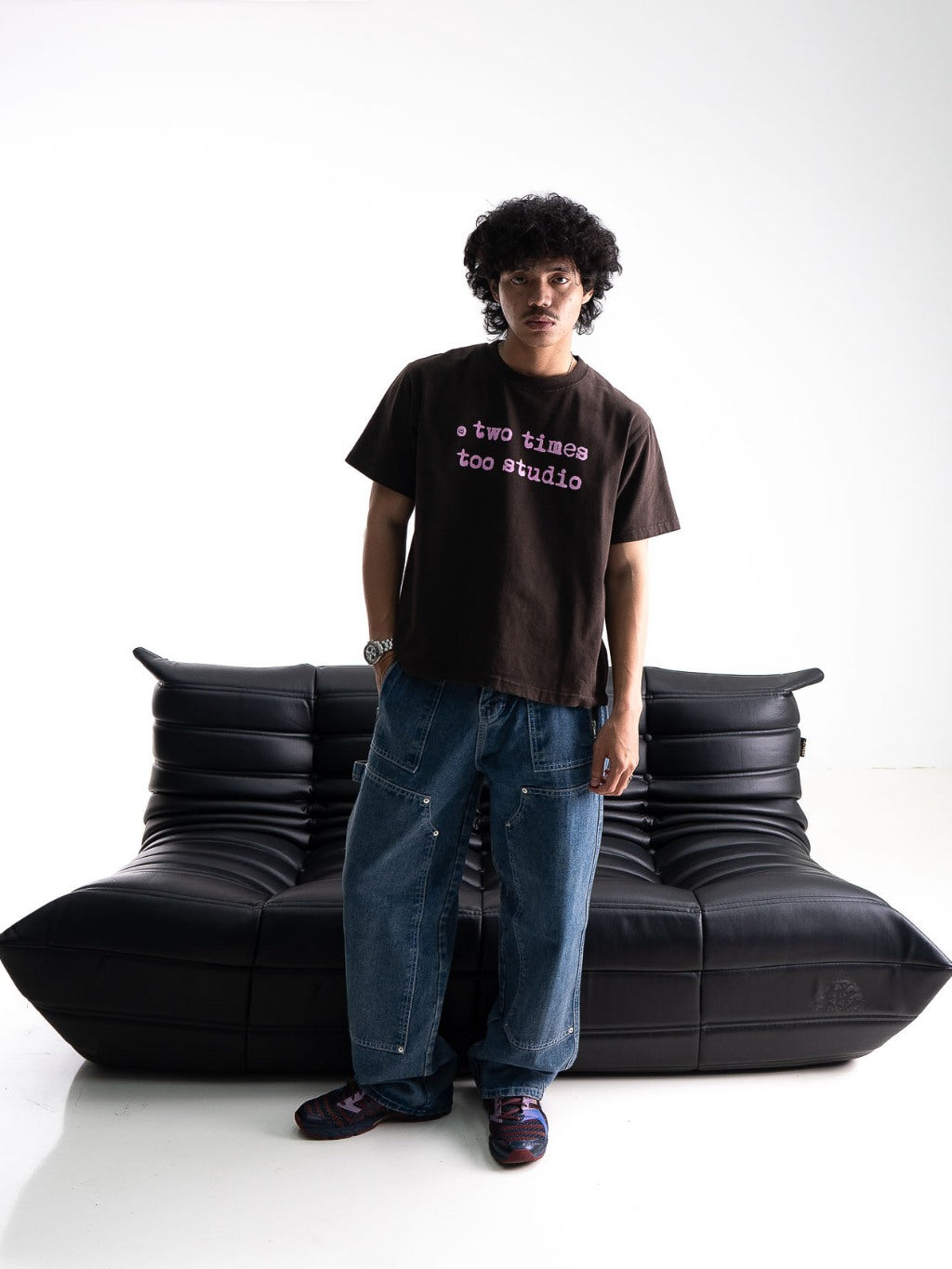Logo Tee - Chocolate/Pink