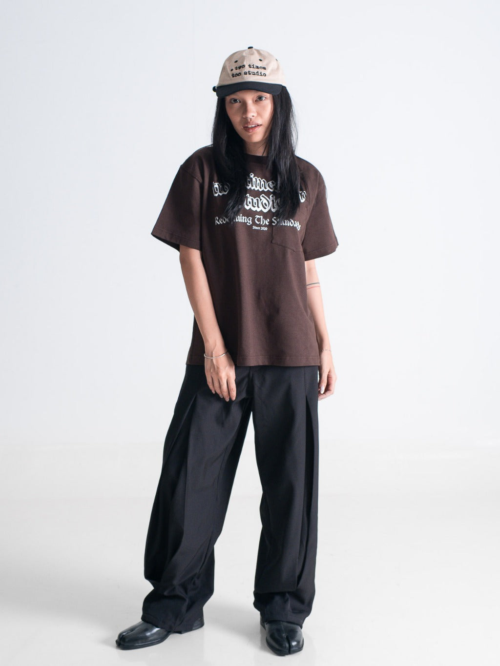 Studio Tee - Brown