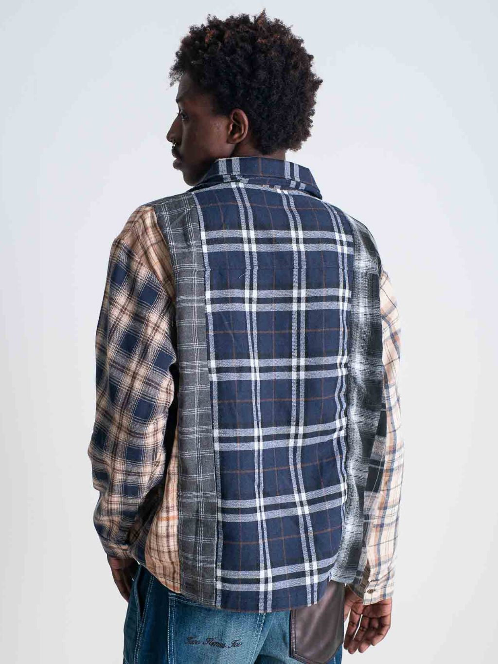 8 Cuts Button Flannel